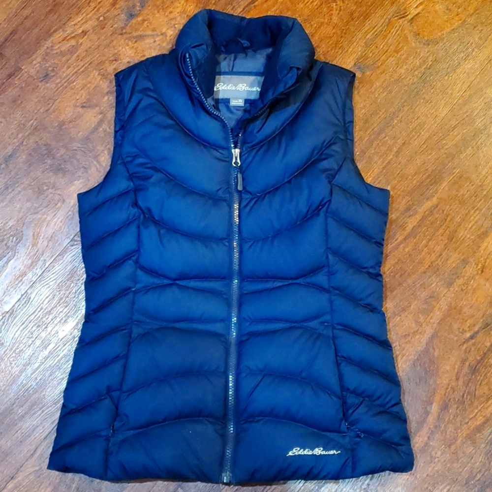 Eddie Bauer navy blue vest 650 xs